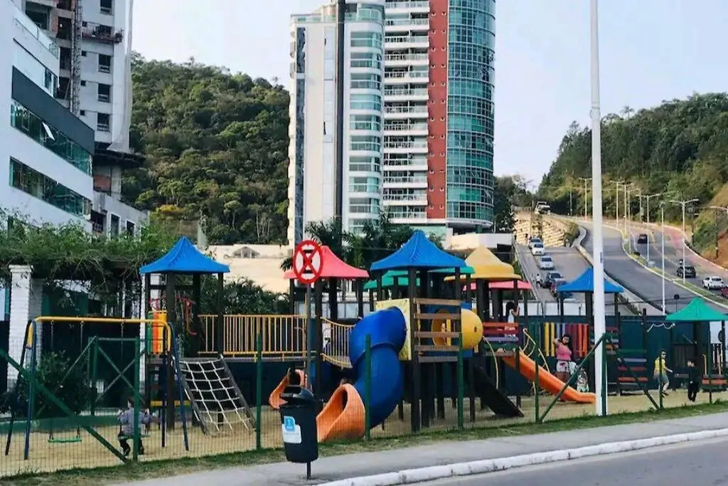 Piscina A Beira-Mar, Tranquilidade E Qualidade No Melhor De Bc Balneário Camboriú Apartamento