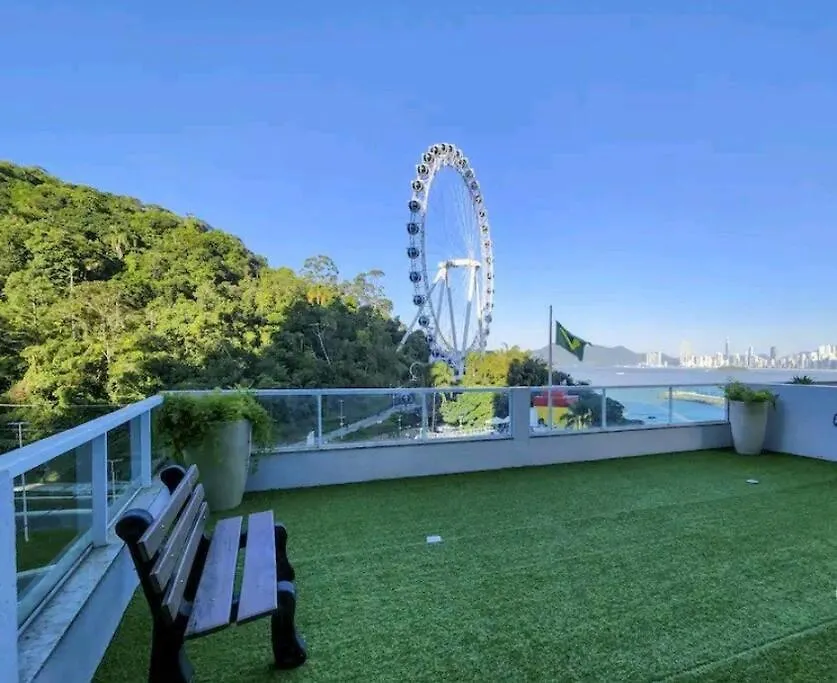 Piscina A Beira-Mar, Tranquilidade E Qualidade No Melhor De Bc Balneario Camboriu 0*,